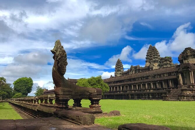 1-Day Angkor Wat Cycling Tour: Scenic Bike Adventure in Siem Reap - Starting at Angkor Wat after hotel pickup