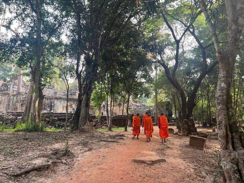 1-Day Angkor Wat Private Tour with Spanish Tour Guide. - Key points to know before booking