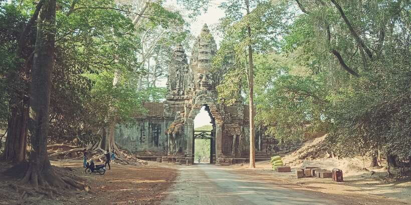 1-Day private Angkor Temple Tour from Siem Reap - Who should book this Angkor day