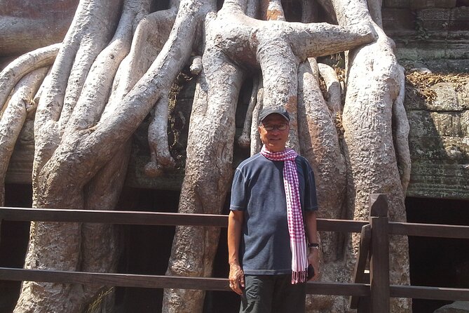 1-Day private Angkor Temple Tour with Sun Rise by Tuk Tuk from Siem Reap - What the private tuk-tuk setup really adds