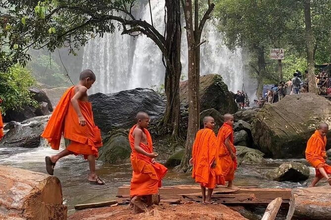 1 day special Tour: Angkor Wat,Bayon,Ta Prohm, Bantey srei and Beng Mealea - Beng Mealea: the roughest and most atmospheric stop