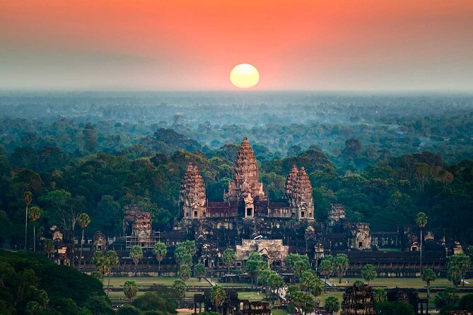 13 Days Private Tour to Cambodia, Angkor Wat and Vietnam - Hanoi in One Full Day