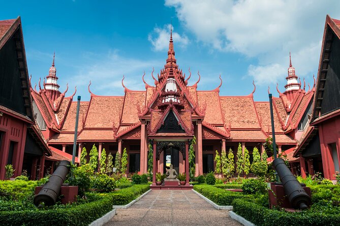13 Days Private Tour to Cambodia, Angkor Wat and Vietnam - Phnom Penh: Royal Splendor and Difficult Memory