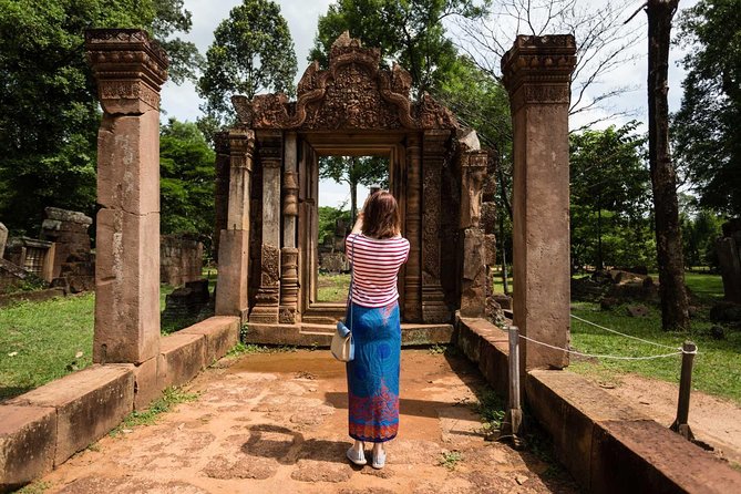 2-Day : Angkor Sunrise, Kompong Phluk Sunset & Banteay Srei Tour - Banteay Srei and the rough road beyond Angkor