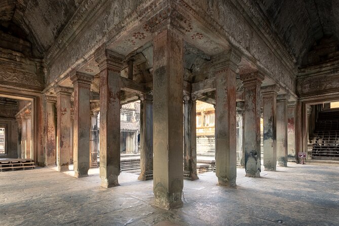 2-Day 'Angkor & Village' Tour - Phnom Bakheng and a demanding finish