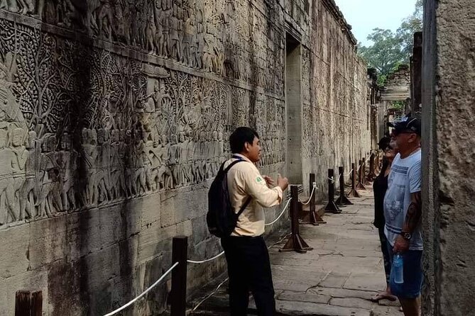 2-Day 'Angkor & Village' Tour - Banteay Srei and Banteay Samre
