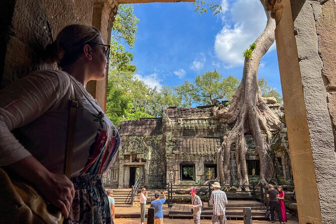 2-Day Angkor Wat and Banteay Srei with Countryside Exploration - Angkor Thom, the South Gate, and Bayon