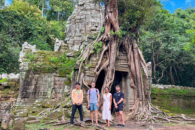 2-Day Angkor Wat and Banteay Srei with Countryside Exploration - Ta Som and Eastern Mebon