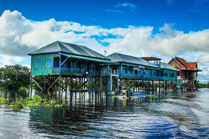 2-Day Angkor Wat, Banteay Srei & Floating Village Kampong Pluk - Day two starts before dawn at Angkor Wat