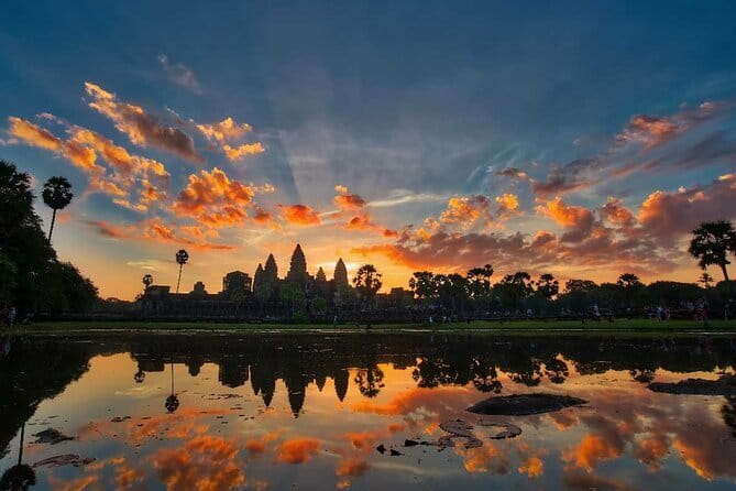 2 Day Cambodia Private Guided Tour in Angkor Temples - Ta Nei and Ta Prohm: from quiet stone to jungle drama