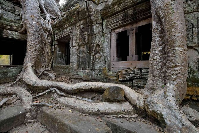 2-Day Phnom Penh to Siem Reap and Angkor Wat Temples - Reaching Siem Reap before the temple day