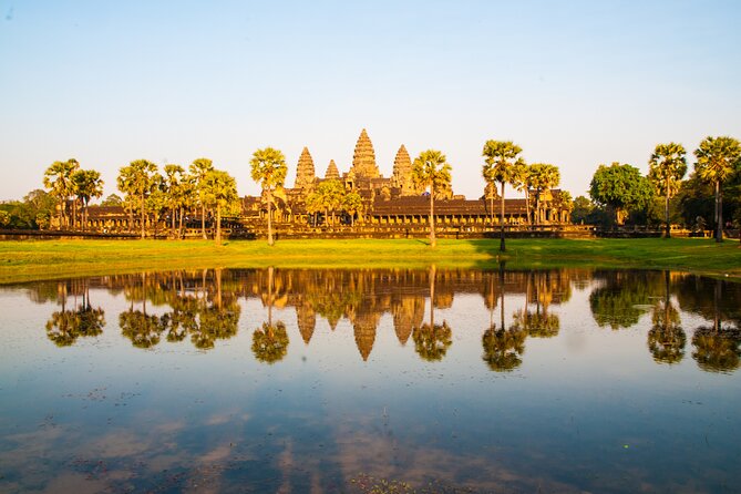 2-Day Unforgettable Experience of Angkor Wat - Angkor Thom, Bayon, and the royal center