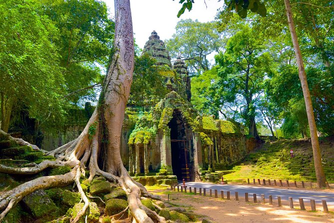 2 Days Exclusive Temple Highlights with Sunset and Sunrise Tour - Sunset in the countryside or at Phnom Bakheng