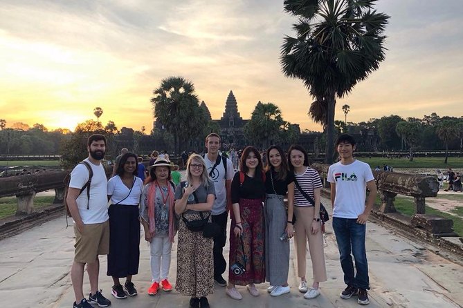 2 Days Temples with Sunrise-Small Group - Guide, driver, and group experience