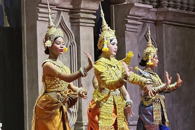 2 Days Tour in Siem Reap including Lunch, Dinner & Apsara Show - The Apsara show over dinner