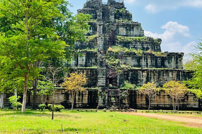 3-Day Adventure in Siem Reap: Discover the Heart Of Cambodia - Day three: Kampong Phluk on Tonle Sap