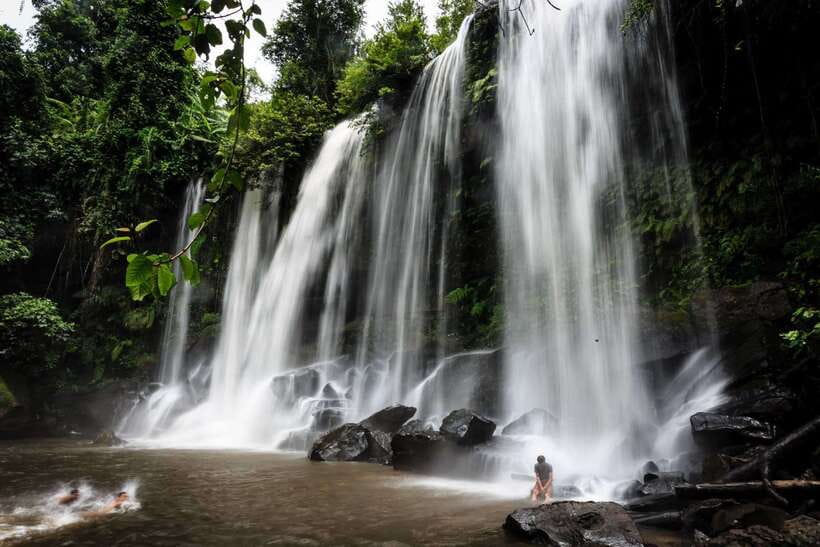 3-Day Angkor Wat & All Major Temples & Kulen Mount Waterfall - Angkor Thom’s smiling towers and royal terraces