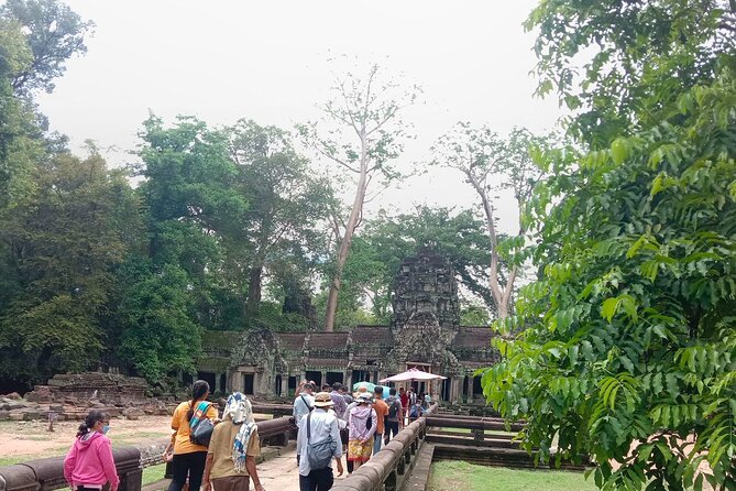 3-Day 'Temples & Tonle Sap' Tour - Walking, weather, and the daily pace