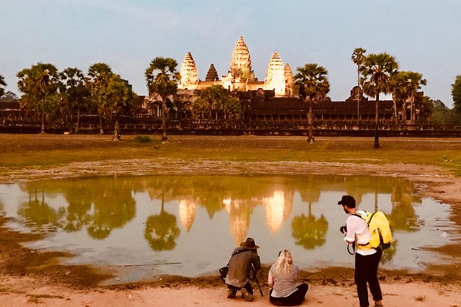3-Day Tour of Siem Reap, Angkor Temples & Phnom Kulen Waterfall - Day two: sunrise, pink sandstone, and smaller temples