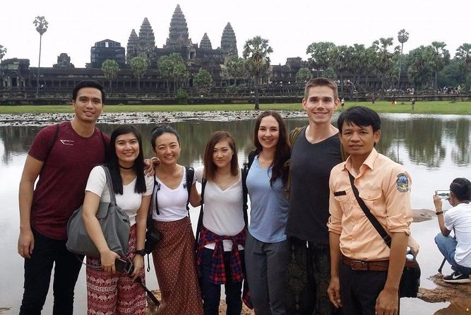 3 Days Siem Reap Explorer - Small Group - Day one: Kampong Phluk and the changing Tonlé Sap