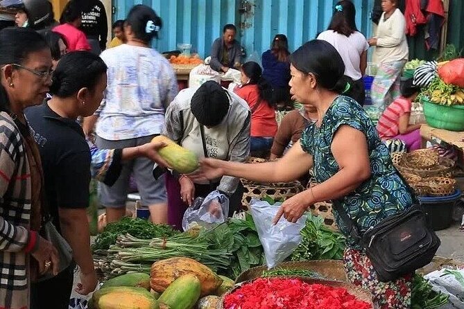 3-Hour Siem Reap Guided Cooking Class and Market with Pick up - Value at $32 per person