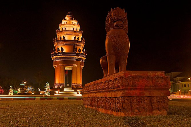 4-Day Cambodia Highlights Tour from Phnom Penh with Angkor Wat - Day 1: Phnom Penh from airport arrival to Tuol Sleng