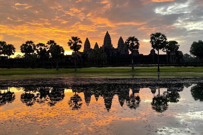 4-Day Excursion of Angkor, Koh Ker, Beng Mealea, Tonle Sap and Waterfalls - Day 4: Angkor Wat sunrise and the small temple circuit