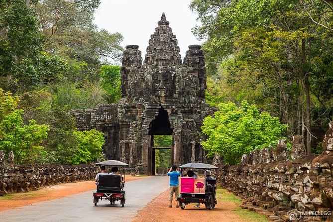 7-must See Temples in Angkor Park (Private Guided Tour) - Srah Srang gives you a needed breakfast break