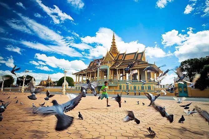 A Half Day Tour in Phnom Penh City - Tuol Sleng and the weight of S-21