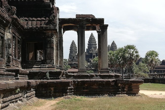 Afternoon Angkor Wat Private Tour with Sunset - Timing, comfort, and what to wear