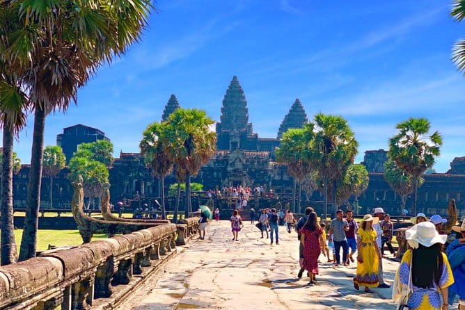 Amazing full day TUKTUK tour - Baphuon, Phimeanakas, and the old royal center