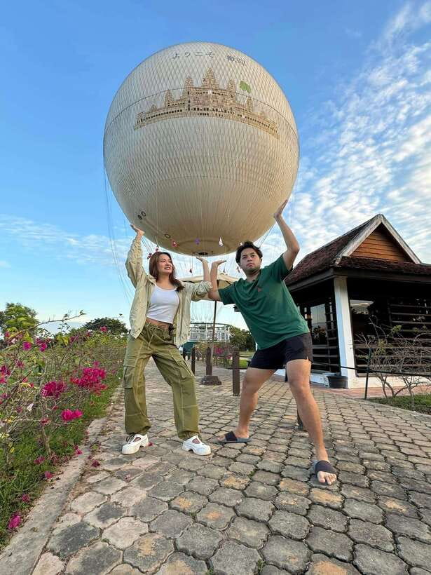 Angkor Balloon Sunrise or Sunset ride and Pick up/Drop off - The view from the gondola