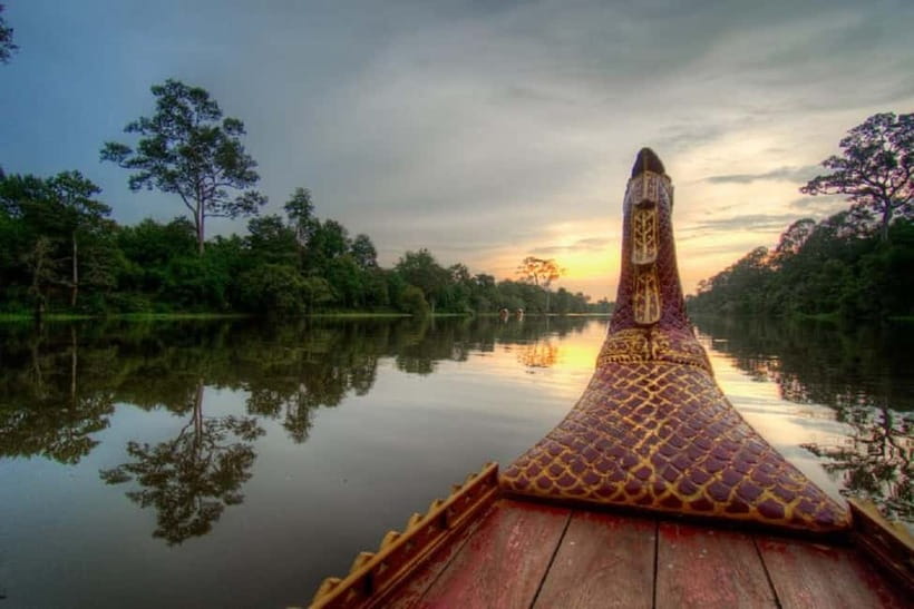 Angkor Bike tour & Gondola Sunset Boat - Who Will Enjoy This Most