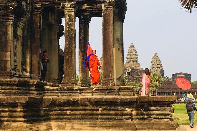 Angkor Full Day Tour All The Main Temples - Buying the Angkor pass at Angkor Enterprise