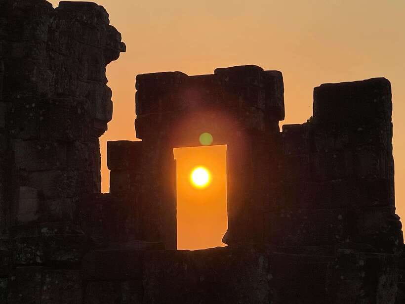 Angkor Highlights and Sunset Tour - The guide and driver make a difference