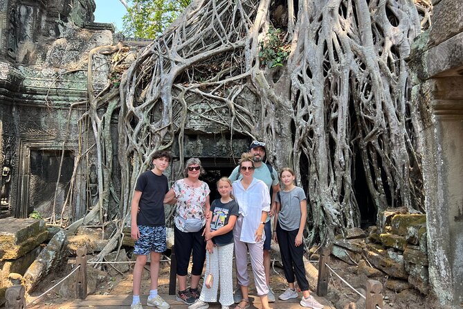 Angkor Sunrise Bike Tour with Lunch Included - Clothing, timing, and practical limits