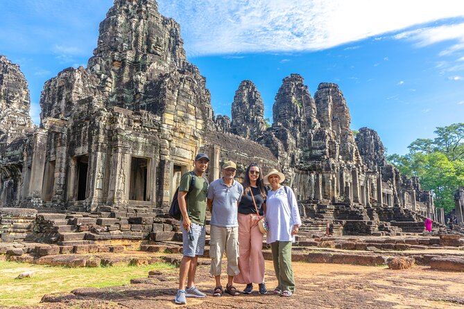Angkor Sunrise Jeep Tour - Inclusive Breakfast & Lunch - Clothing, heat, and walking matter