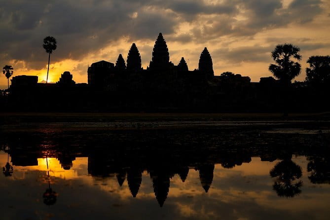 Angkor Temple Tour with Sunset - Small Group - Bayon’s stone faces and the center of Angkor Thom