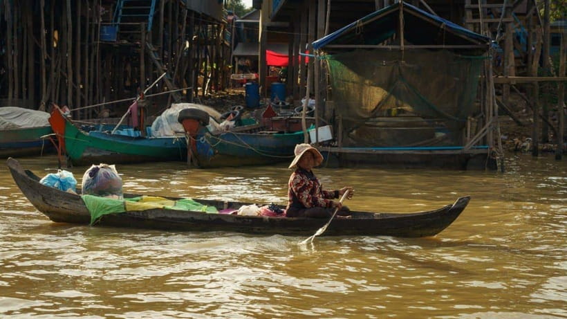 Angkor Wat: 2-Day Sunrise and Floating Village Tour - Ta Prohm and Banteay Kdei close the first day