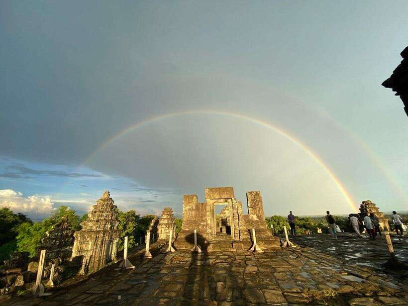 Angkor Wat, Angkor Thom, and Ta Prohm Day Trip with Sunset - Bayon is the day’s most memorable face
