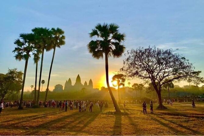 Angkor Wat at Sunrise - Why the 5 a.m. departure is worth considering