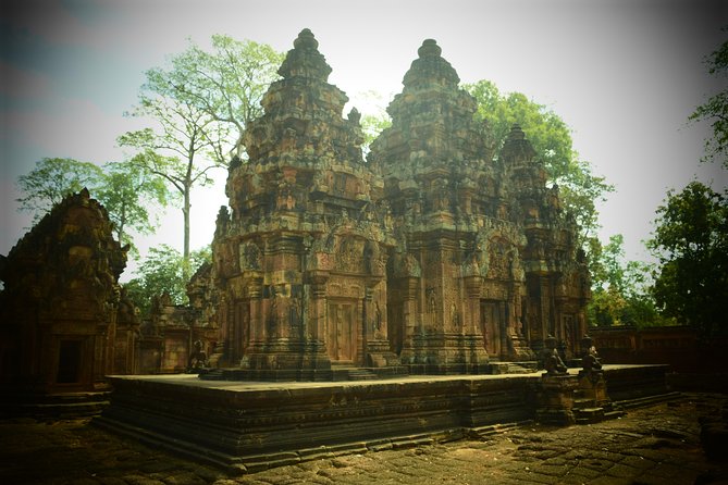 Angkor Wat & Banteay Srey Tour - A private temple day from your Siem Reap hotel