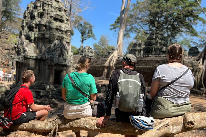Angkor Wat Bike Tour with Lunch Included - Lunch at 11:30 am keeps the day practical