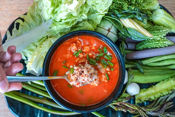 Angkor Wat Experience Temple Pass and Siem Reap Food Tour - The guides are a major part of the value