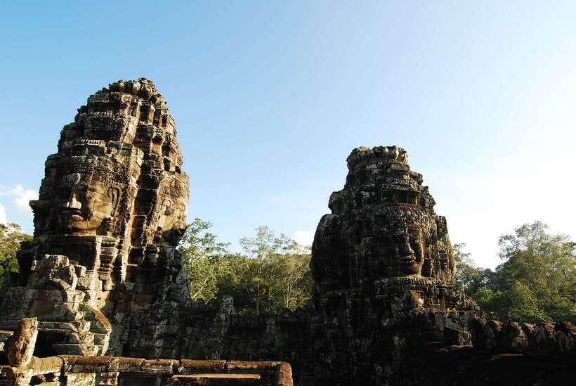 Angkor Wat Full-Day Private Tour with Sunrise - Bayon and the faces of Angkor Thom