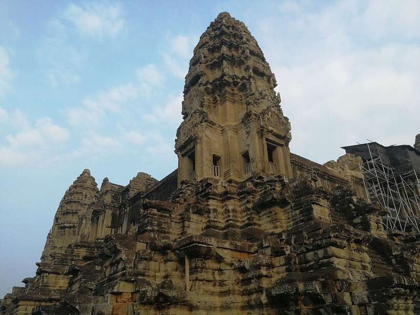 Angkor Wat Full-Day Private Tour with Sunrise - The 5:00 AM departure from Siem Reap
