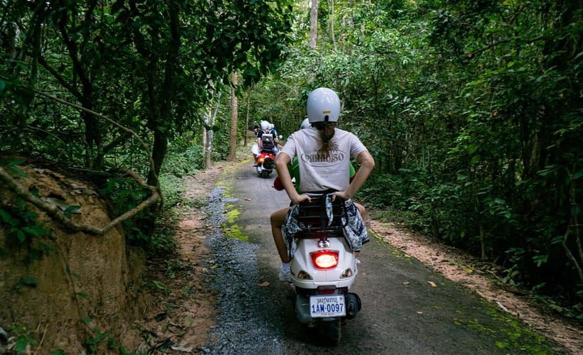 Angkor Wat: Guided Vespa Tour / Tuk Tuk or Car - Angkor Wat and the final major visit