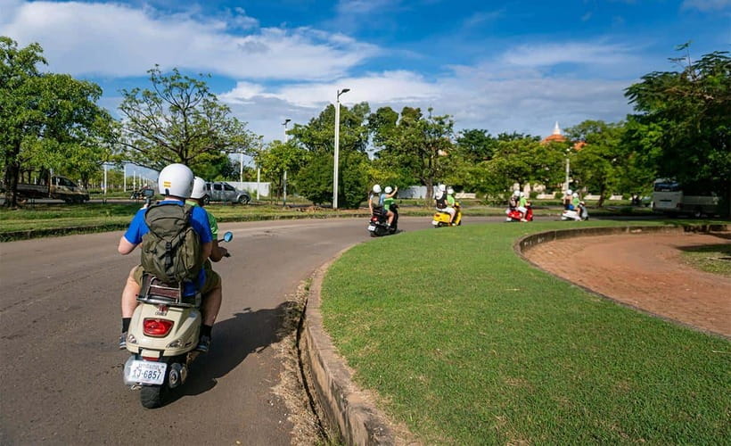 Angkor Wat: Guided Vespa Tour / Tuk Tuk or Car - The guide can make or break the day