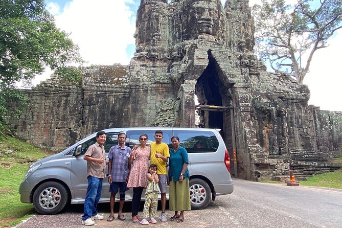 Angkor Wat Private One Day tour including sunrise & Banteay Srey - A private guide changes the pace