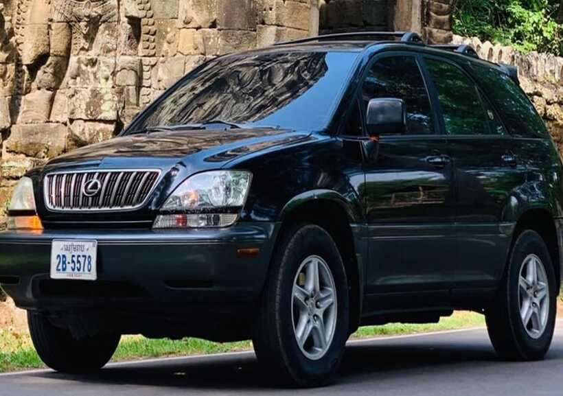 Angkor Wat Small Circle Private Car Tour in Siem Reap - What your English-speaking driver can and cannot do